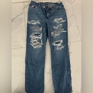 American Eagle Distressed Boyfriend Jeans Size 12